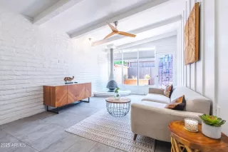 Photo #1: 6853997 Listing 