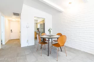 Photo #3: 6853997 Listing 