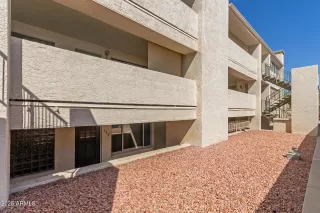 Photo #4: 6854028 Listing