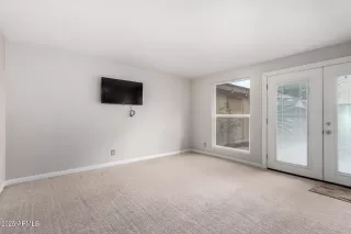 Photo #1: 6854033 Listing 