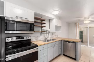 Photo #4: 6854033 Listing 