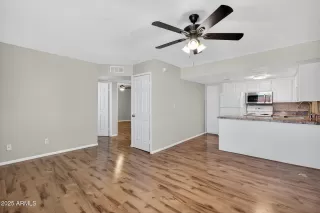 Photo #1: 6854362 Listing