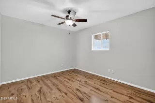 Photo #6: 6854362 Listing