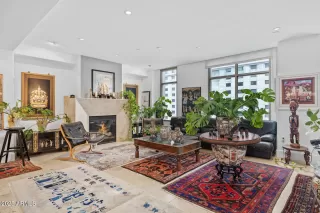 Photo #3: 6854369 Listing