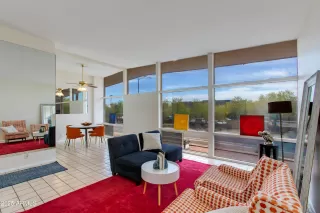 Photo #5: 6854955 Listing