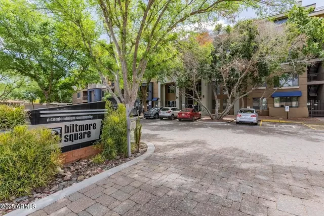 MLS: 6855008 Condo For Sale