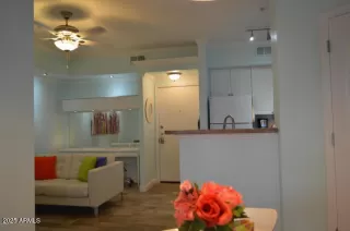 Photo #6: 6855143 Listing 