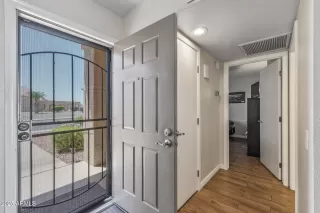 Photo #2: 6855194 Listing 