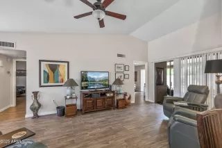 Photo #6: 6855194 Listing 