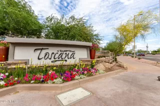 Photo #1: 6855228 Listing 