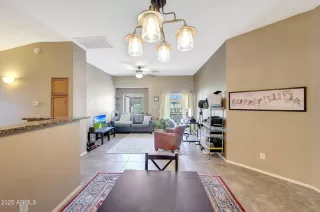 Photo #2: 6855291 Listing 