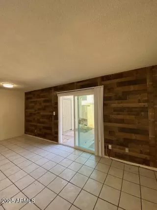 Photo #4: 6855506 Listing 