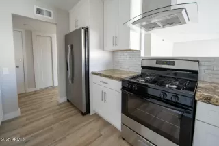 Photo #1: 6855769 Listing