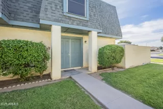 Photo #3: 6855792 Listing