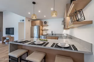 Photo #4: 6855815 Listing 