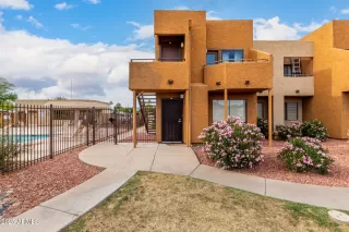 Photo #1: 6855833 Listing 