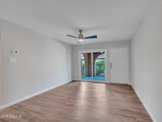 Photo #4: 6855843 Listing