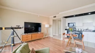 Photo #3: 6856087 Listing