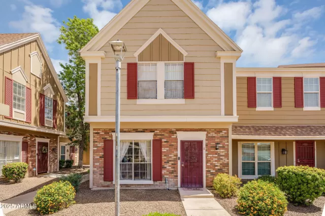 MLS: 6856241 Condo For Sale