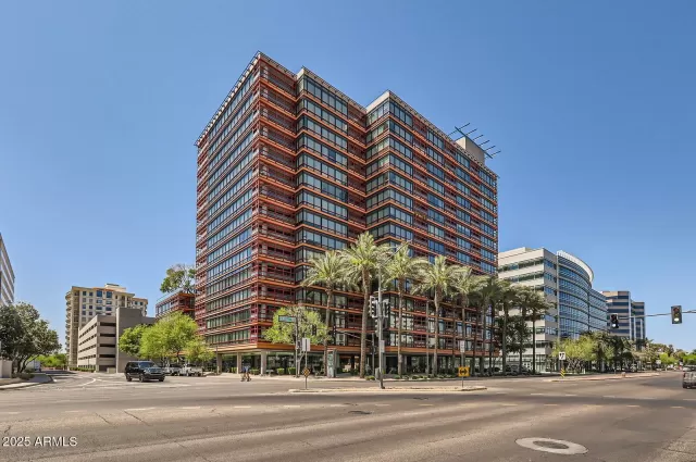 MLS: 6856274 Condo For Sale