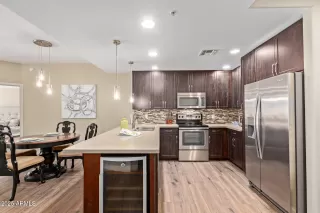 Photo #3: 6856294 Listing 