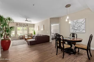 Photo #6: 6856294 Listing 