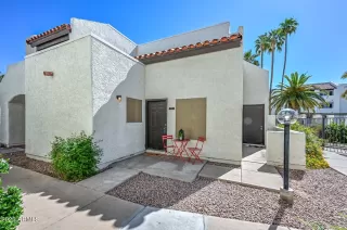 Photo #1: 6856389 Listing 