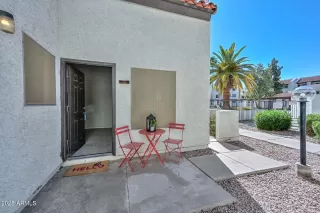 Photo #4: 6856389 Listing 