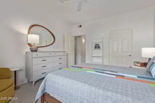 Photo #1: 6856414 Listing