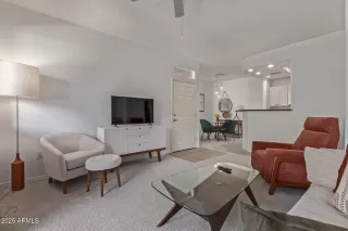 Photo #2: 6856414 Listing