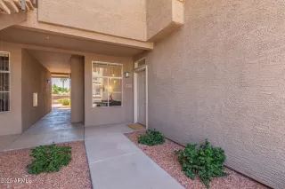 Photo #3: 6856414 Listing