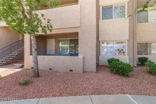 Photo #5: 6856414 Listing