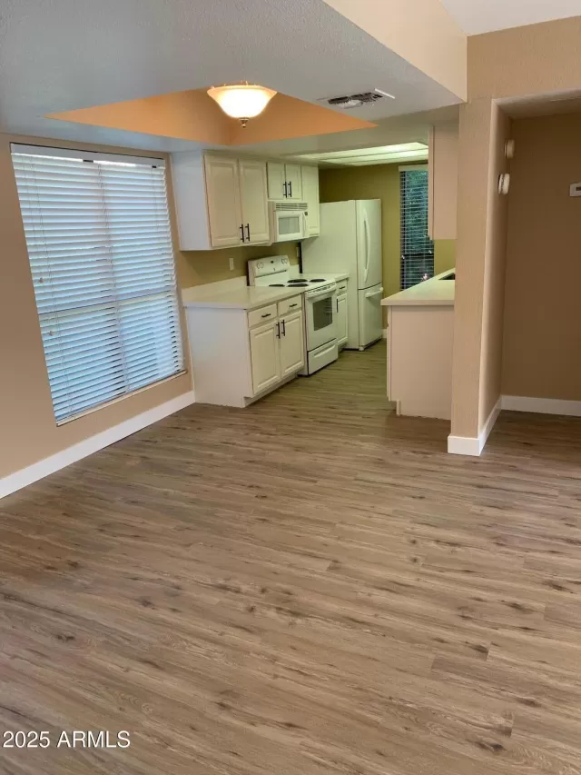 MLS: 6856442 Condo For Sale