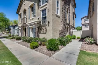 Photo #1: 6856574 Listing 