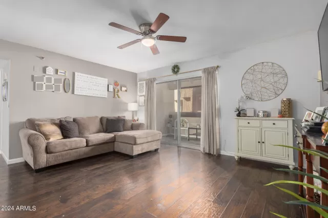 MLS: 6856666 Condo For Sale