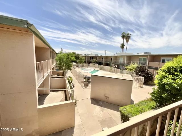 MLS: 6856753 Condo For Sale