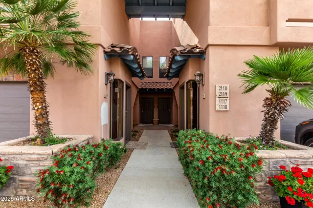 MLS: 6856764 Condo For Sale