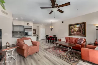 Photo #6: 6856764 Listing