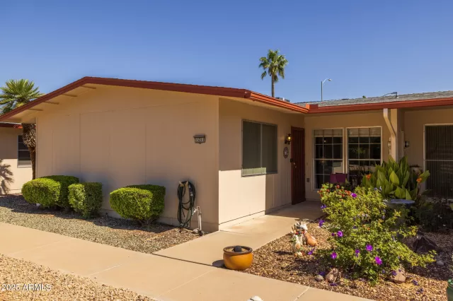 MLS: 6856815 Condo For Sale