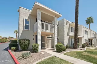 Photo #4: 6856962 Listing 