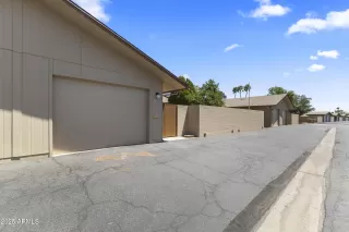 Photo #5: 6857006 Listing