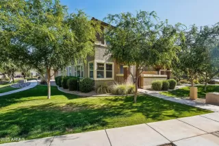 Photo #3: 6857138 Listing 