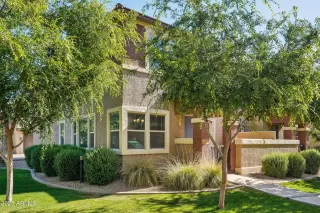 Photo #4: 6857138 Listing 