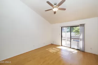Photo #6: 6857182 Listing 