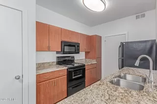 Photo #2: 6857199 Listing