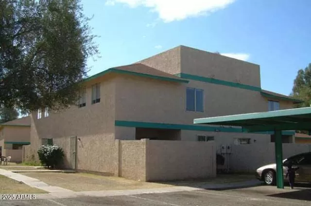 MLS: 6857238 Condo For Sale