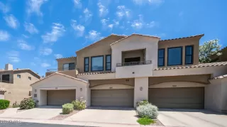 Photo #2: 6857466 Listing