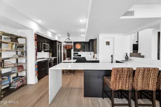 Photo #1: 6857490 Listing