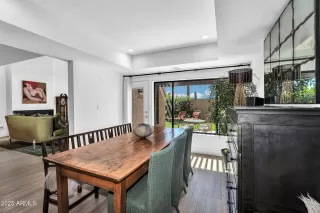 Photo #2: 6857490 Listing