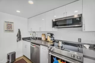 Photo #4: 6857521 Listing 